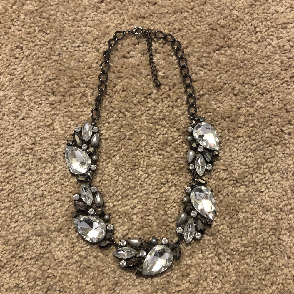 Gray statement necklace